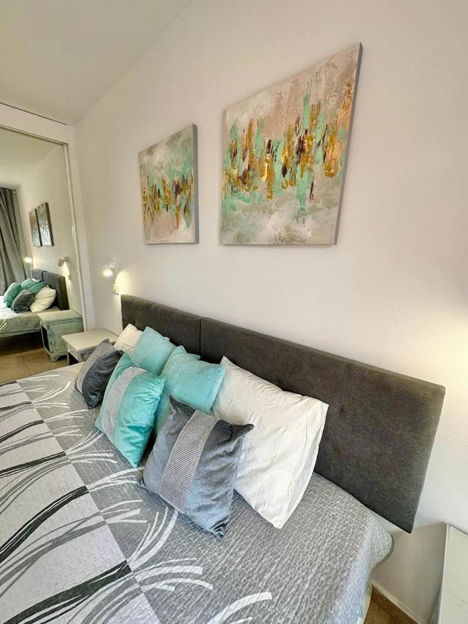 Sunny Apartment & Heated Pool Лос Кристианос Экстерьер фото